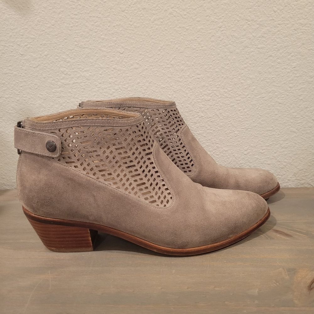 Via Spiga suede leather ankle boots. Good used condition
